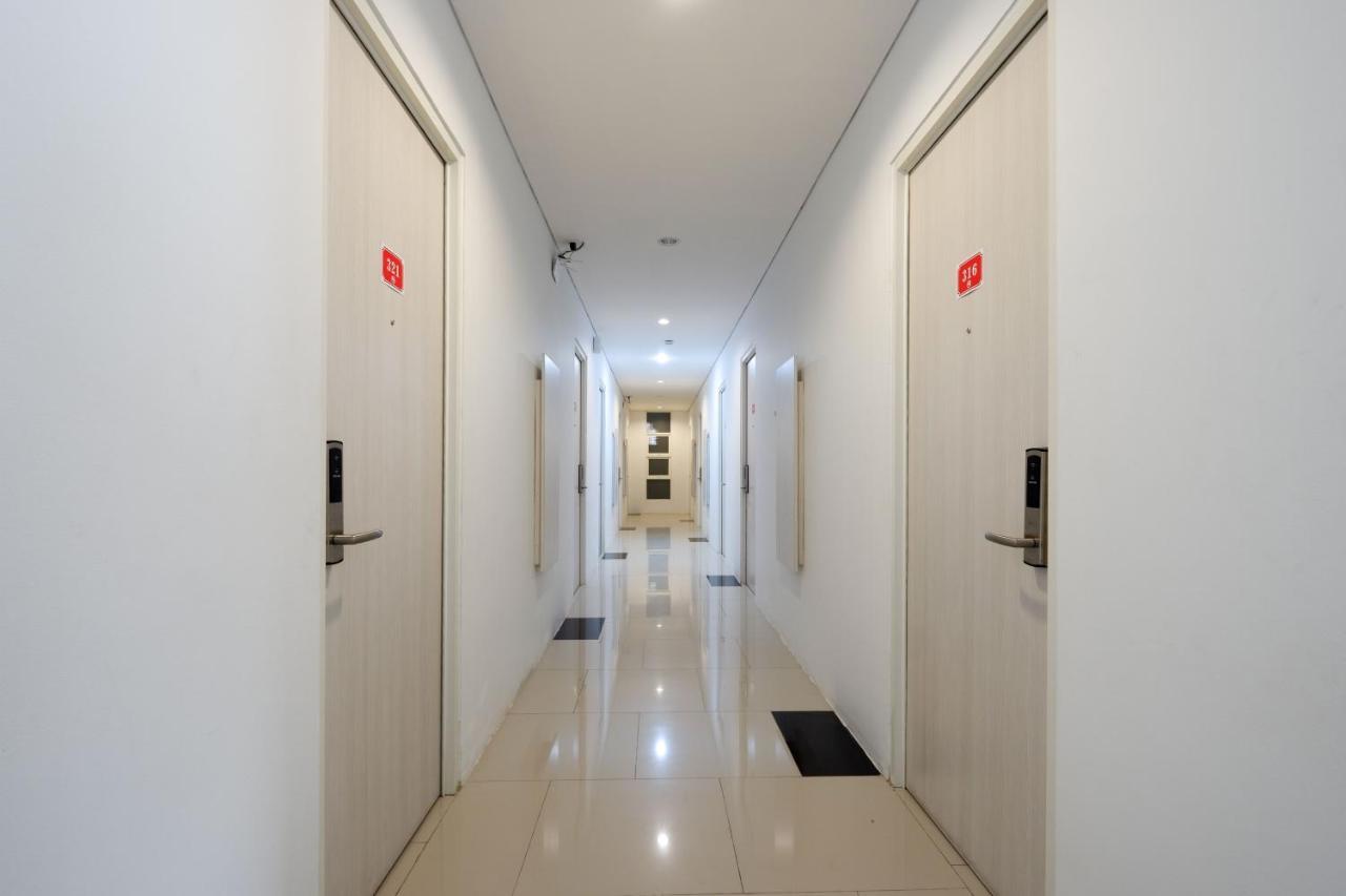 Reddoorz Plus Near Ciputra Mall Simpang Lima Semarang Esterno foto